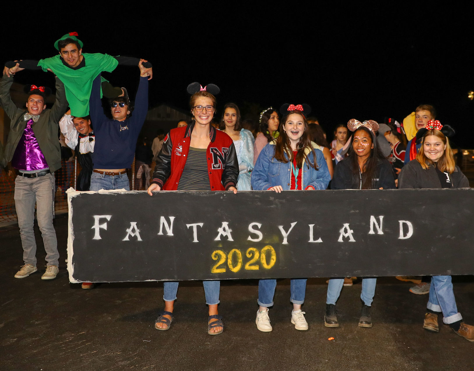 101119 Nipomo Homecoming 13.jpg